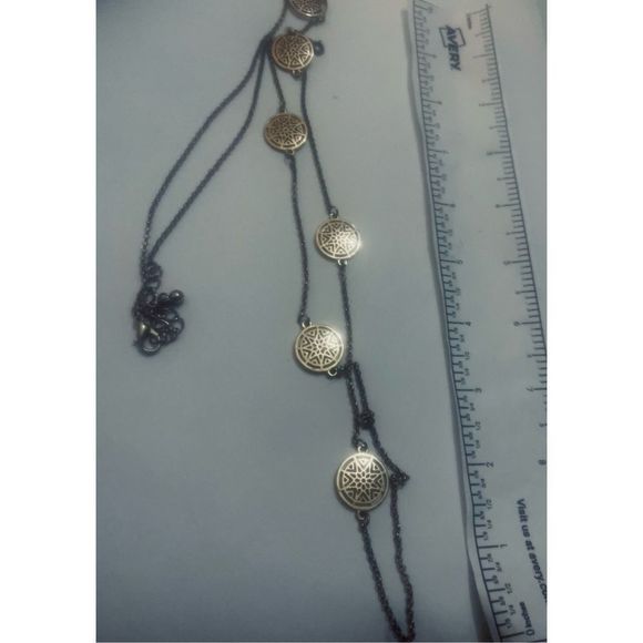Pretty GOLD COIN LONG BOHO NECKLACE - Picture 7 of 7